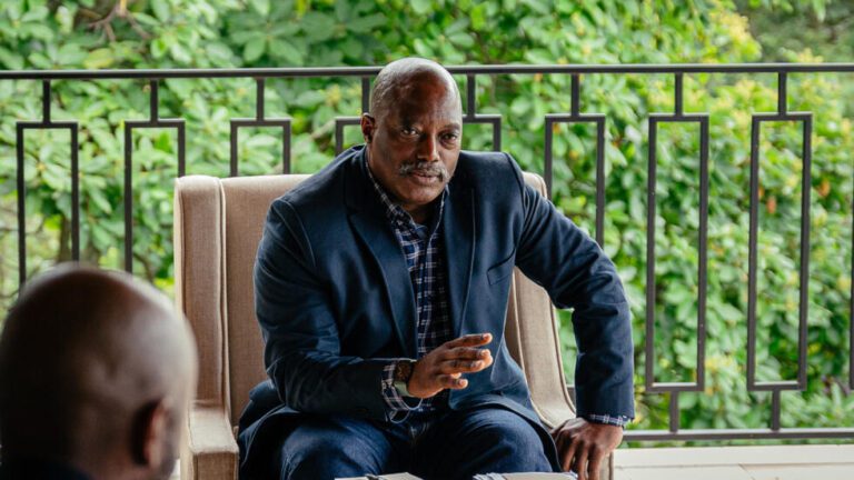 Sud-Kivu : Joseph Kabila entame ses consultations par un échange avec le Barza intercommunautaire pour la paix