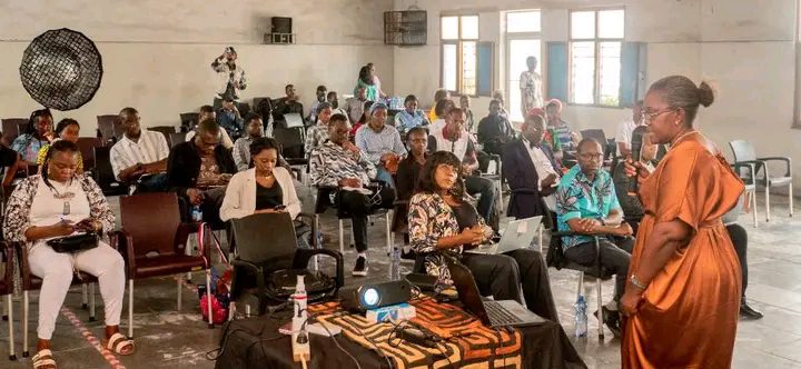Kinshasa : quand les futurs journalistes s’engagent pour les droits en santé sexuelle et reproductive 7 1750613266715 1