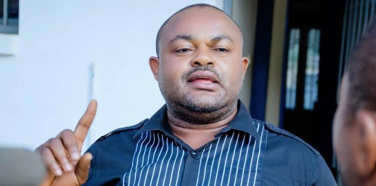 Tshopo : Le député Emmanuel Makoka saisit l’Assemblée pour interpeller le gouverneur Lendongolia