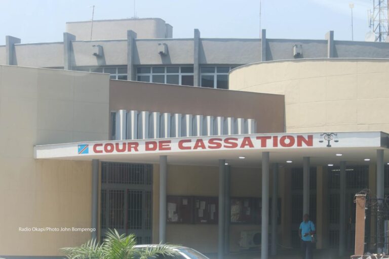 Kisangani : Accusé de violences contre la presse, un ministre provincial dans la tourmente