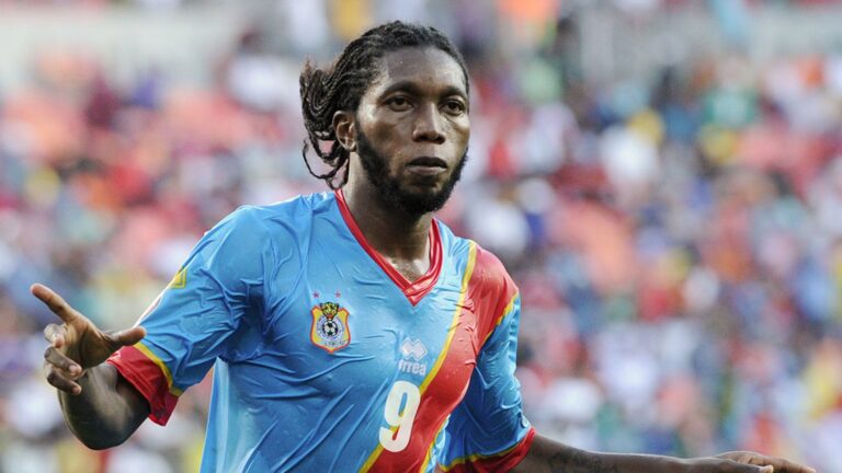 Dieumerci Mbokani annonce sa retraite : Retour sur la carrière d’une légende du football congolais