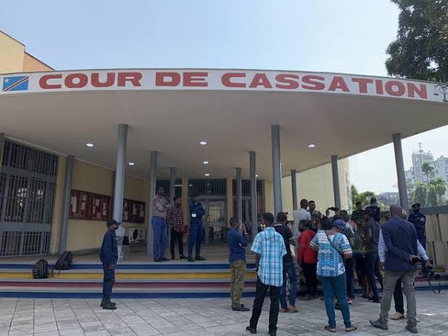 RDC : L’Alliance des autorités coutumières porte plainte contre la CENCO et l’ECC pour « usurpation de pouvoir »