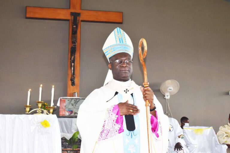 Lubumbashi : Une paroisse catholique fermée après un acte de profanation jugé « extrêmement grave »