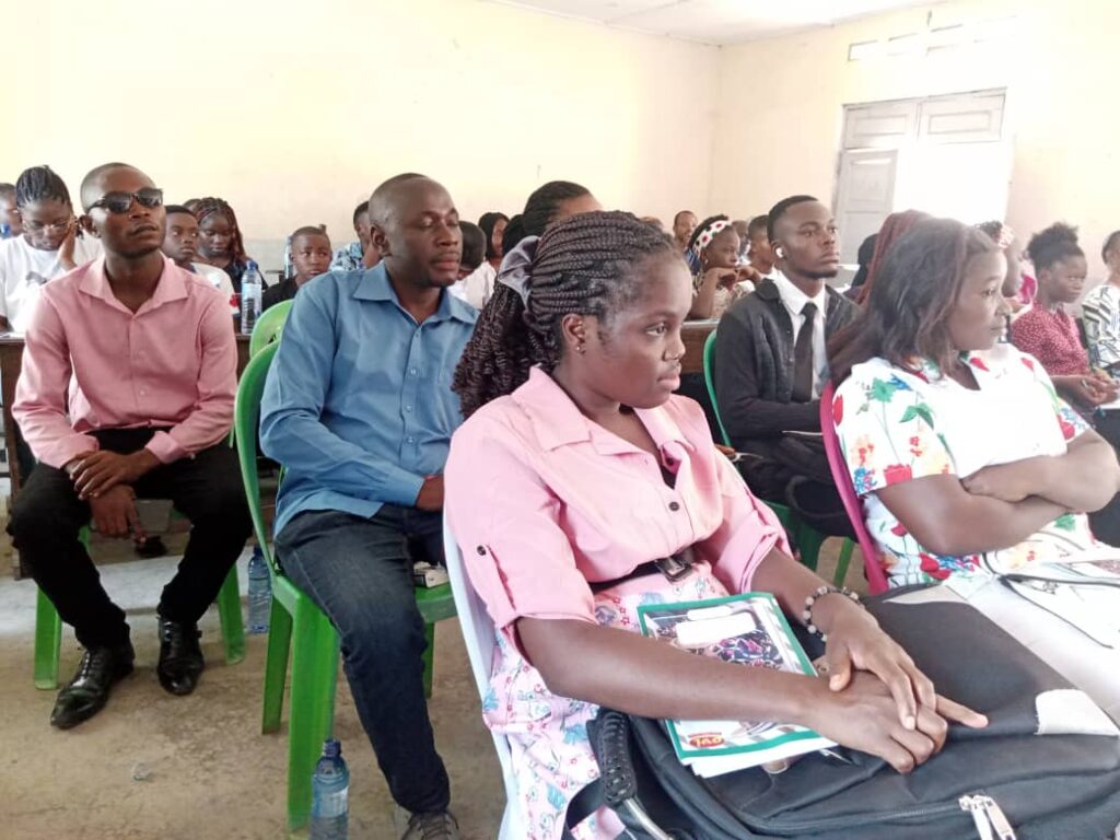 Kisangani : plus de 100 jeunes formés gratuitement aux métiers d’avenir par la Dynamique du Renouveau Social 5 IMG 20250707 WA0044 1