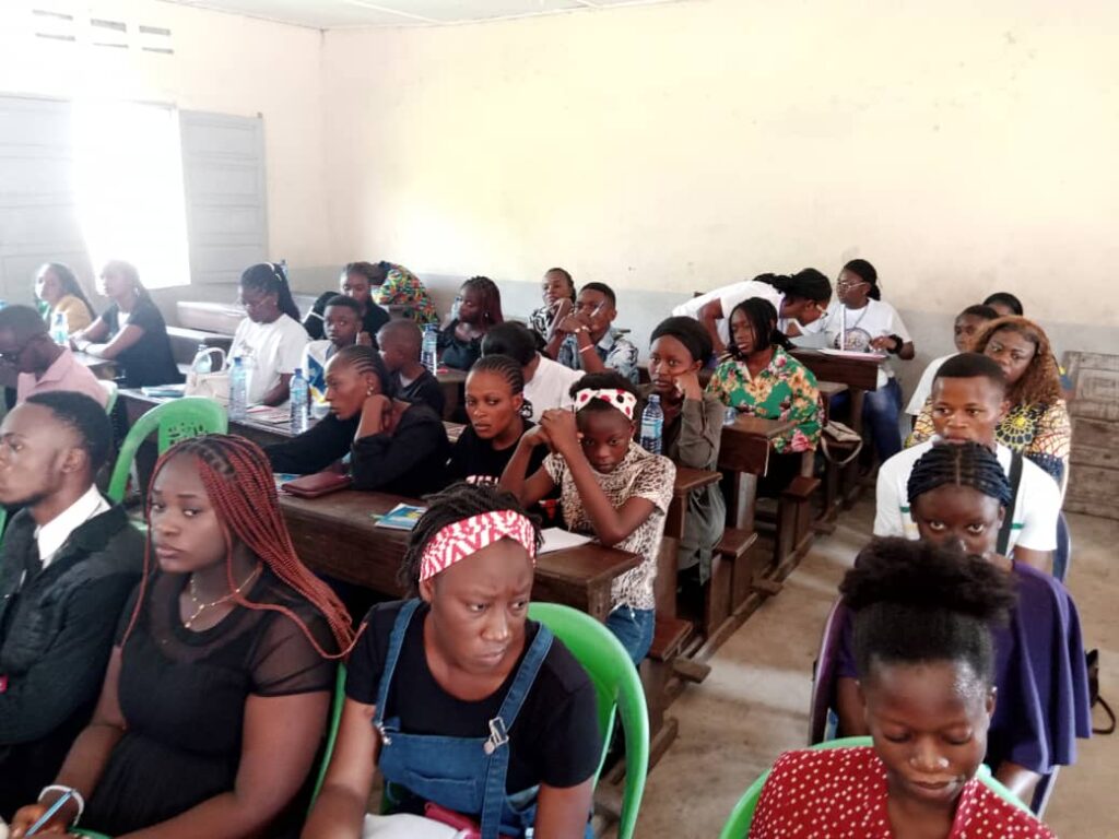 Kisangani : plus de 100 jeunes formés gratuitement aux métiers d’avenir par la Dynamique du Renouveau Social 3 IMG 20250707 WA0047 1