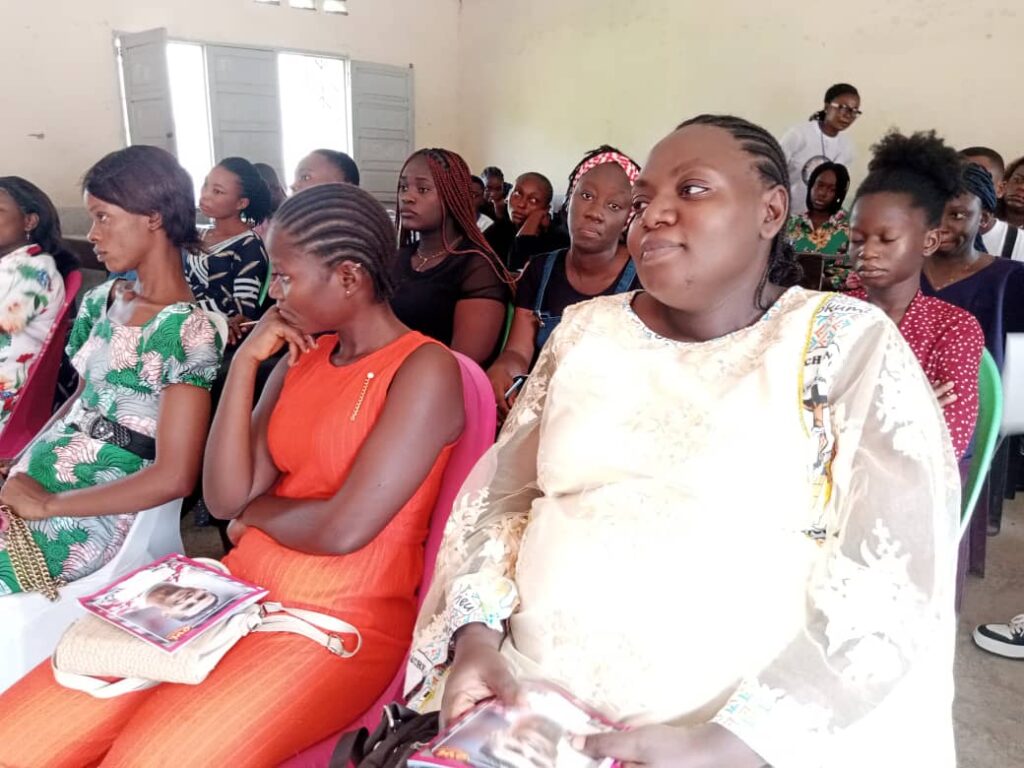 Kisangani : plus de 100 jeunes formés gratuitement aux métiers d’avenir par la Dynamique du Renouveau Social 6 IMG 20250707 WA0055