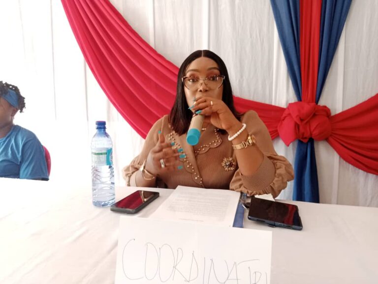 Kisangani : plus de 100 jeunes formés gratuitement aux métiers d’avenir par la Dynamique du Renouveau Social