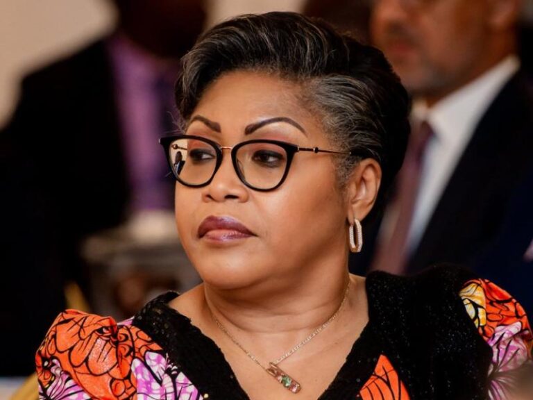 Pourquoi Félix Tshisekedi garde Judith Suminwa et réduit la taille du gouvernement ?