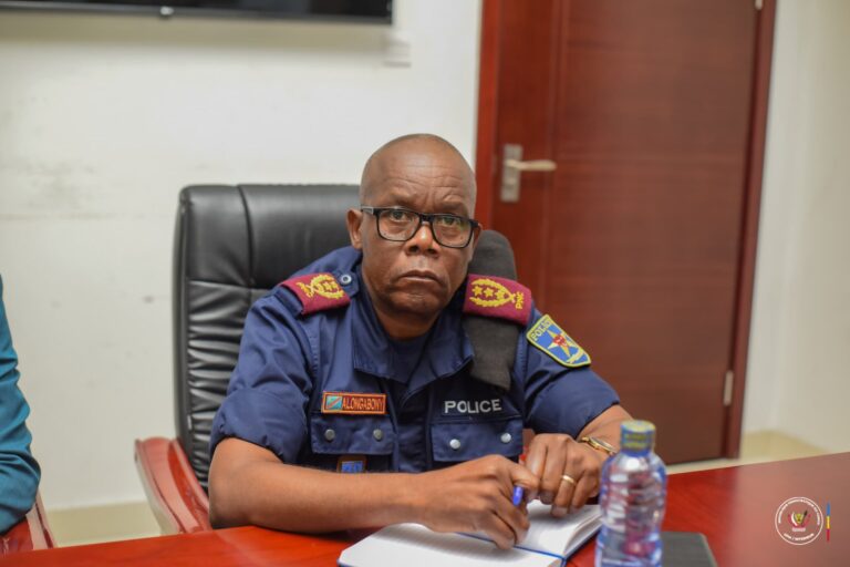 Kongo-Central : le commissaire général de la police met en garde contre l’incivisme à Boma