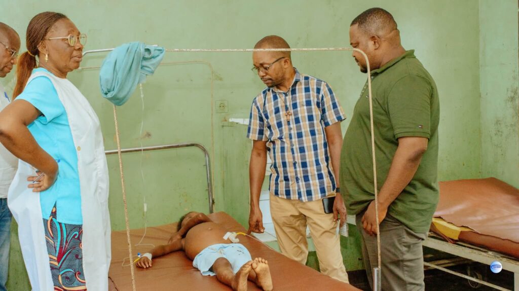 Kisangani : Le député Fontaine Mangala dénonce l’attaque armée contre l’hôpital de Kabondo et règle les factures de 45 malades 3 FB IMG 1761232254709