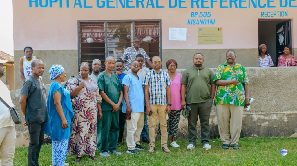 Kisangani : Le député Fontaine Mangala dénonce l’attaque armée contre l’hôpital de Kabondo et règle les factures de 45 malades 4 FB IMG 1761232265197 2