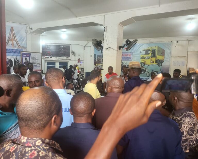 Kisangani : Senold Tandia fait chuter le prix de la HLux 125 à 3 millions FC