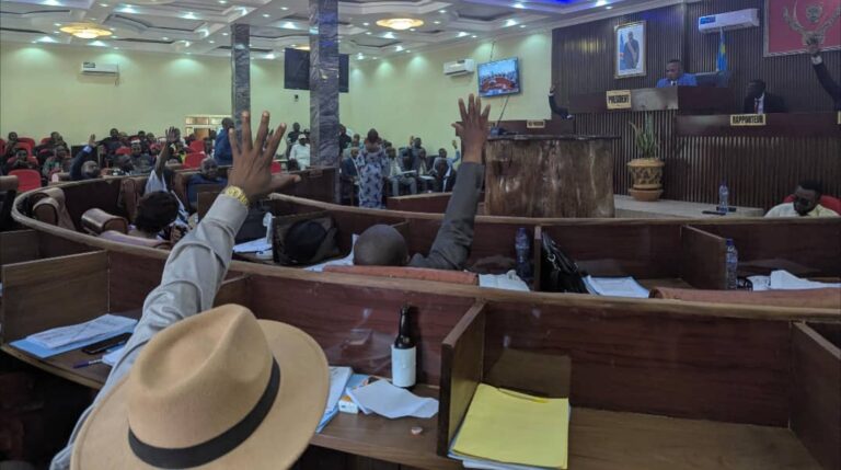 Tshopo : l’Assemblée provinciale ordonne la résiliation du contrat entre le gouvernement et l’entreprise IBC pour le stade Lumumba