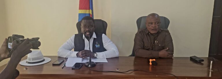 Tshopo : Le Ministre Senold Tandia exige l’application effective de la baisse des prix au marché central de Kisangani