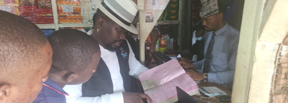 Tshopo : Le ministre Senold Tandia intensifie le contrôle des prix après la baisse du taux de change 4 IMG 20251025 WA0102