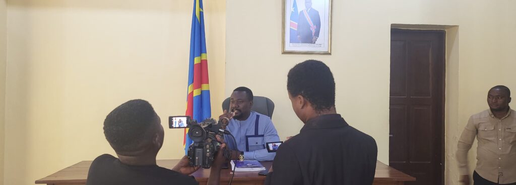 Tshopo : Le ministre Senold Tandia appelle à la stricte application des frais scolaires officiels dans toutes les écoles 4 IMG 20251030 WA0101