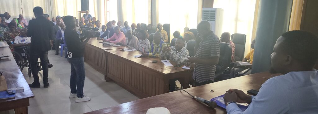 Tshopo : Le ministre Senold Tandia appelle à la stricte application des frais scolaires officiels dans toutes les écoles 3 IMG 20251030 WA0108