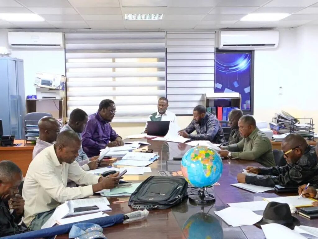 Kinshasa : le DG de la Raskin auditionné par l’Assemblée provinciale sur l’insalubrité persistante 3 103535