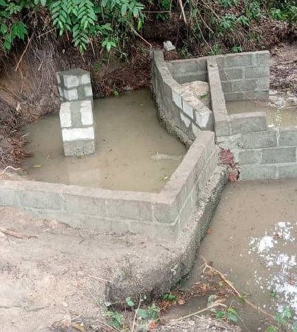 Tshopo : Dans le territoire d’Isangi, le député LIKAKA investit dans les services sociaux de base 6 1764251222447 3