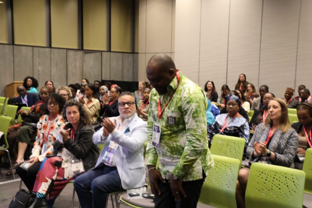 RDC : Théoveul Lotika Likwela plaide pour les droits reproductifs à la 7e Conférence internationale sur la planification familiale à Bogotá 4 19262