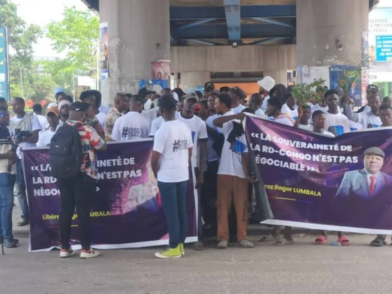 RDC : Le RCD-N manifeste pour le retour de Roger Lumbala, détenu en France