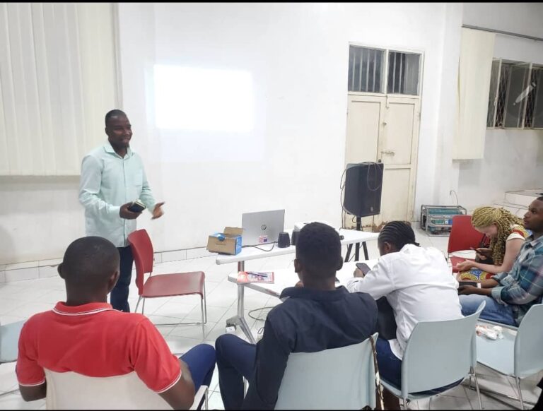 Kisangani : L’ISP Kisangani prépare ses étudiants à briller à l’international grâce à l’anglais