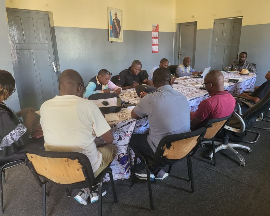 Tshopo : Senold Tandia mobilise services techniques, PTF et cabinet pour relancer la gouvernance sanitaire 4 61541