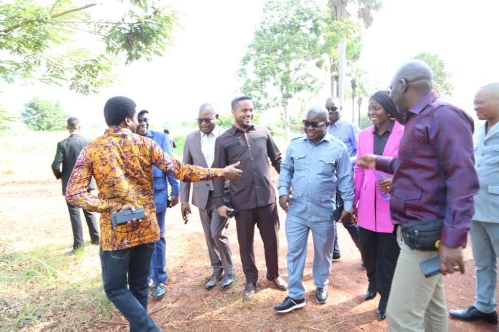 Bas-Uélé : Union des élus nationaux autour du gouverneur Mokeni à la veille de la visite du VPM de l’Intérieur 3 67821