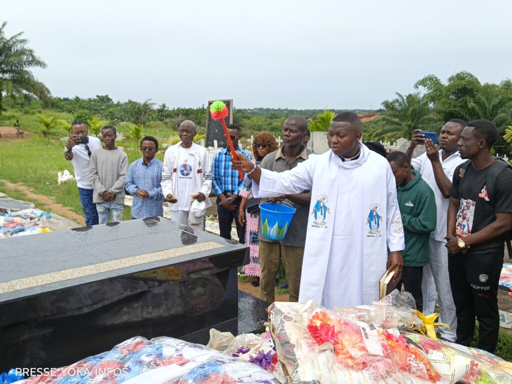 Kisangani : Quarante jours après, une cérémonie émouvante en mémoire de Joël Mbiya 7 99616