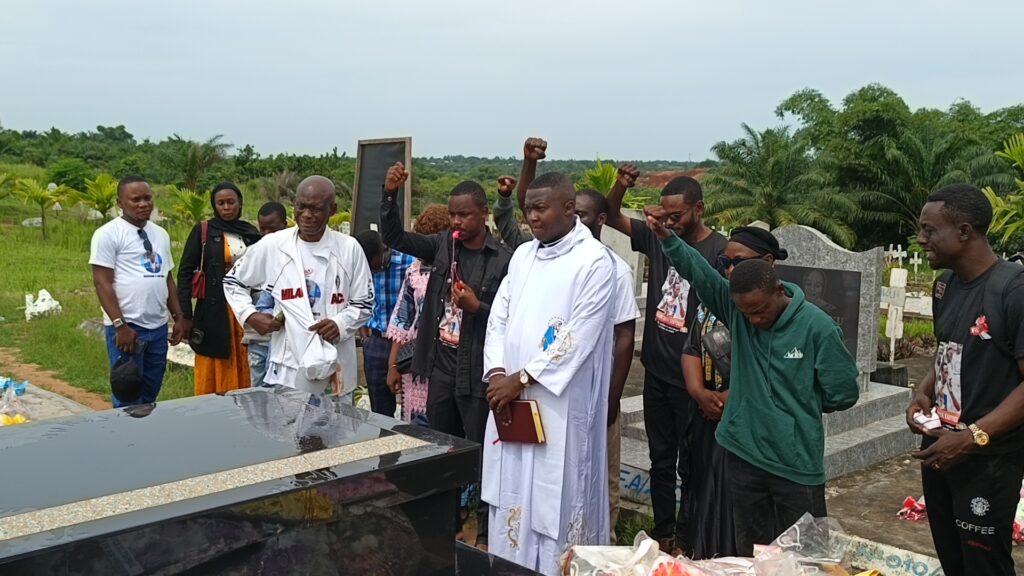 Kisangani : Quarante jours après, une cérémonie émouvante en mémoire de Joël Mbiya 4 99694