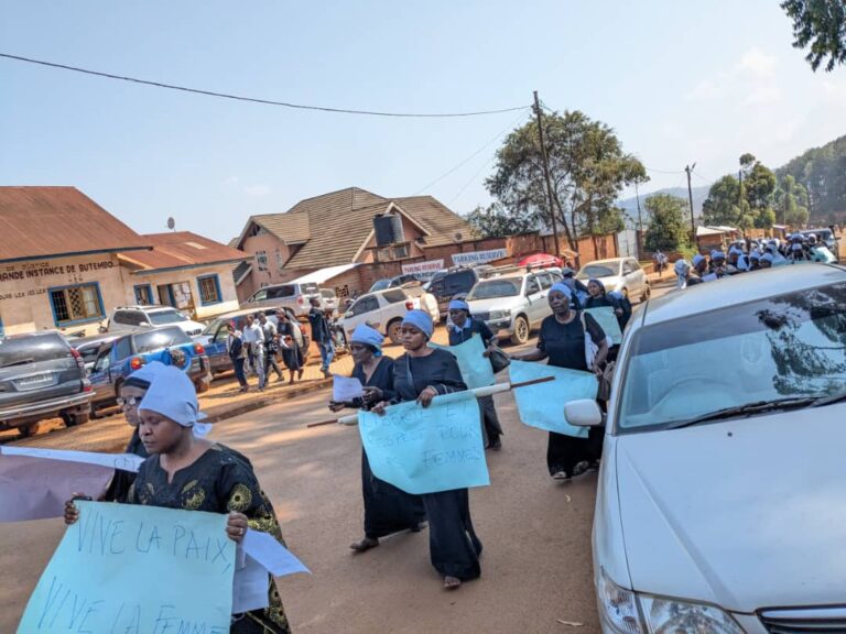 Butembo : Les organisations féminines déposent plainte symbolique contre les crimes des ADF