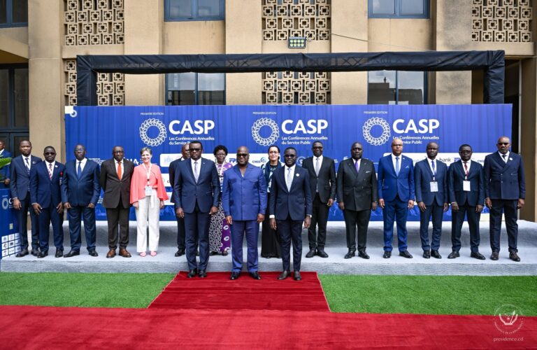 Service public : Le Président Tshisekedi veut une administration compétente et proche du citoyen