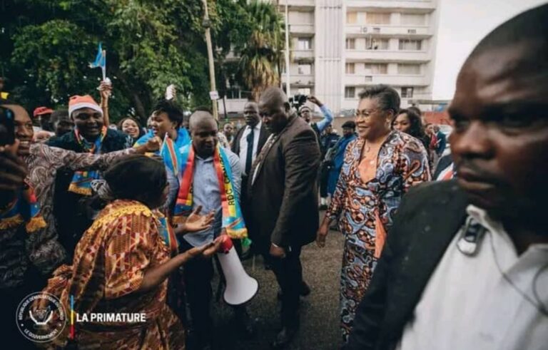 RDC : Judith Suminwa réaffirme l’engagement du Gouvernement envers les familles des forces armées