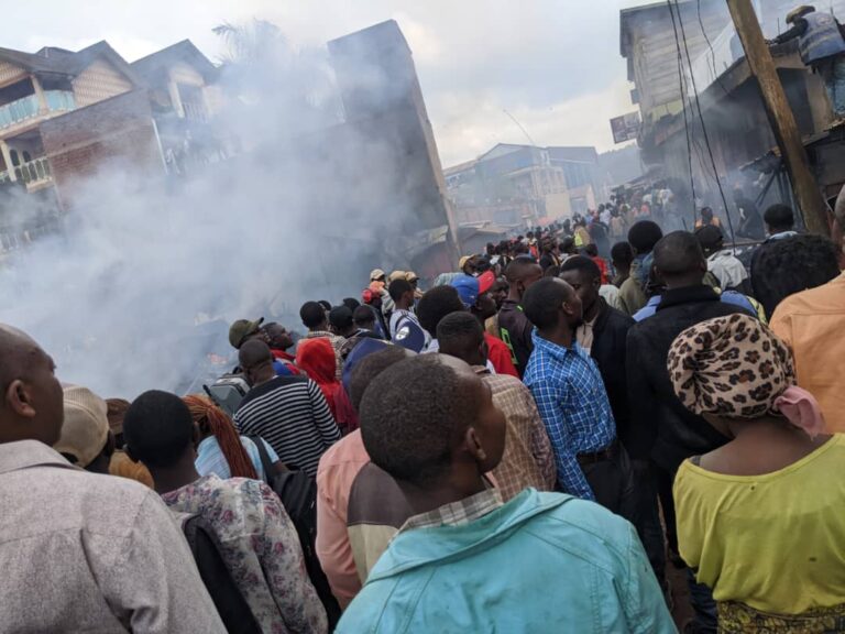Nord-Kivu : Un feu d’origine électrique détruit plusieurs commerces à Butembo