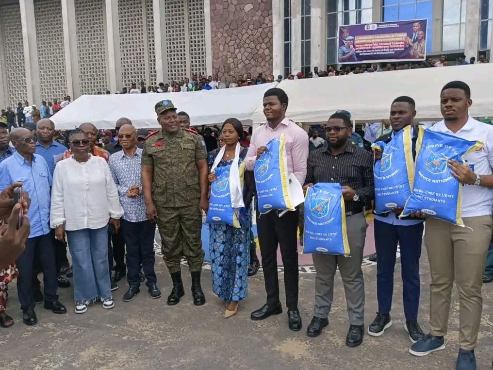 RDC : 21.000 sacs de semoule offerts aux étudiants de six institutions universitaires 2 303554