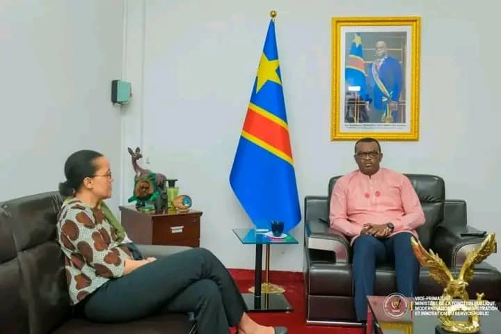 Kinshasa : Le gouvernement promet un retour apaisé à l’école malgré les retards de paiement