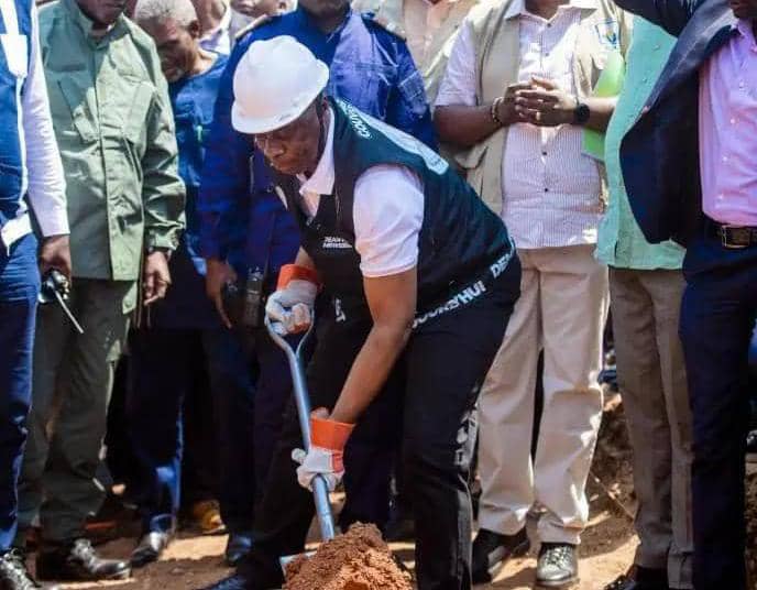 Collecteur Bonzola 2 : début des travaux pour soulager les quartiers inondés de Mbujimayi