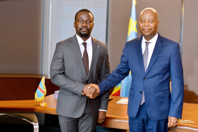 Kinshasa : Senold Tandia plaide auprès d’Adolphe Muzito pour une meilleure gestion des finances provinciales
