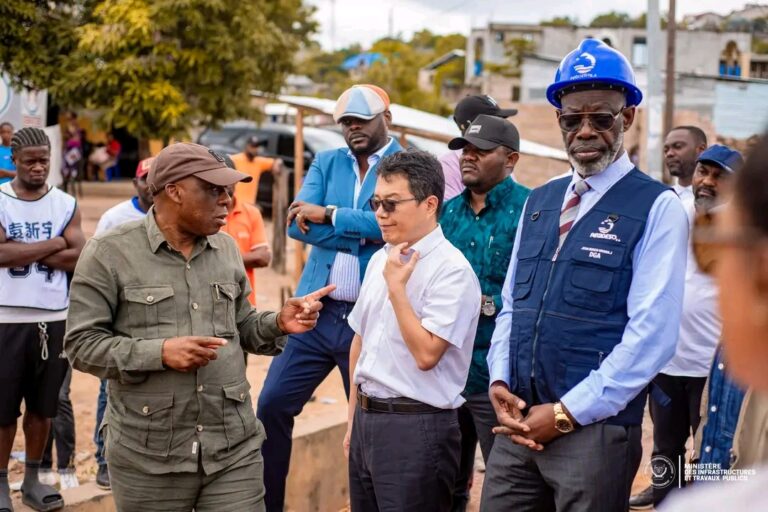 Kinshasa : Le gouvernement lance une Task force pour rétablir l’eau potable à l’Ouest de la capitale