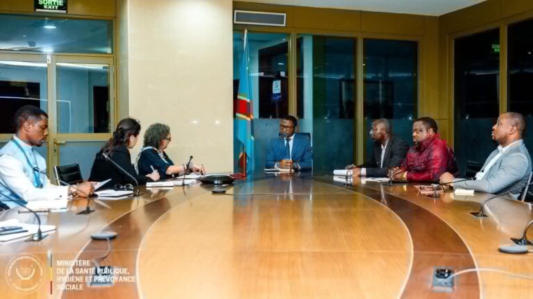 RDC : Le ministère de la Santé et l’OIM renforcent leur partenariat sur la santé mentale des migrants