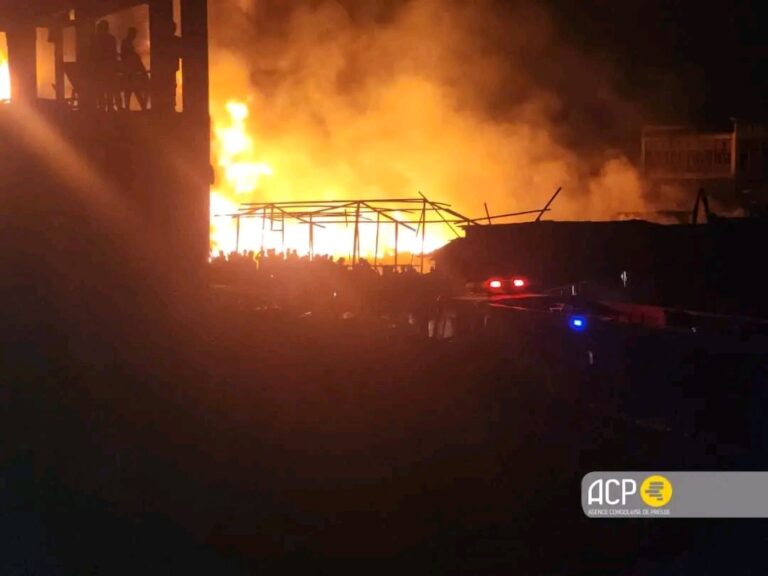 Kinshasa : Un incendie ravage des hangars et des habitations à Limete 7ᵉ Rue