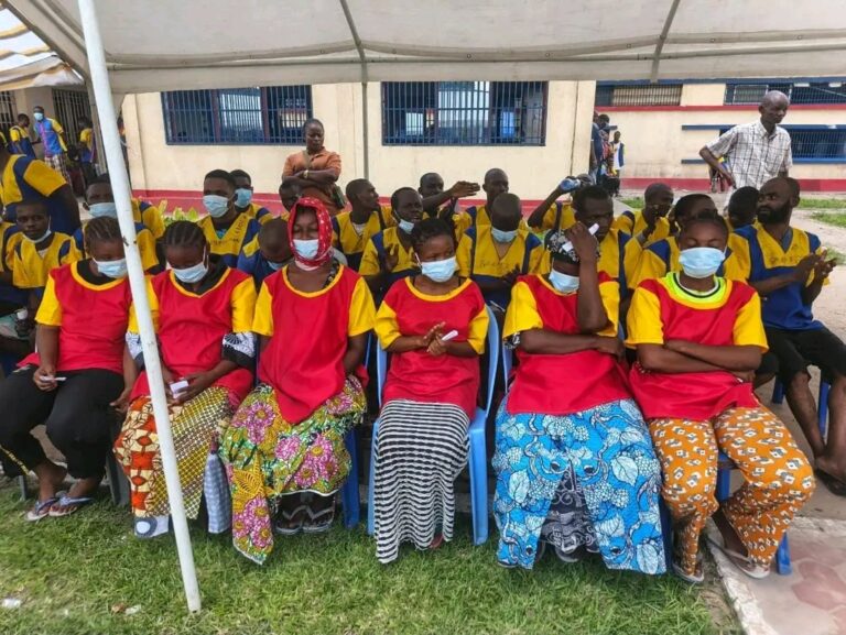 Kinshasa : 125 détenus en situation irrégulière libérés à la prison centrale de Makala