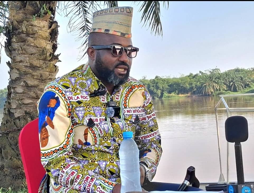 Tshopo : La Fondation Doudou Fwamba Likunde Li-Botay répond à la fronde et défend le ministre des Finances 2 513755