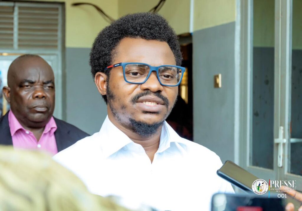 Tshopo : Paulin Lendongolia confirme un remaniement et annonce une centrale solaire de 40 MW 2 526556