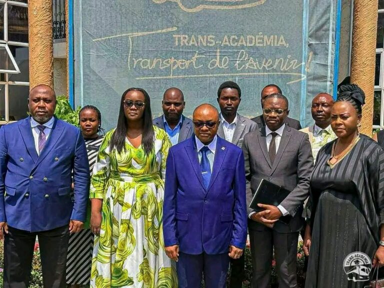 Kinshasa : Les dirigeants de Transco et Trans Académia se concertent sur les retards de paiement