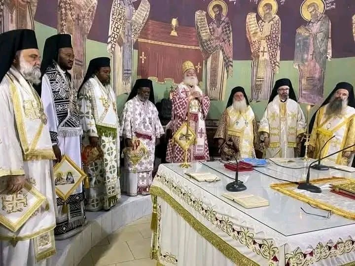 Kananga : le patriarche Théodore II inaugure le temple de l’Annonciation après la translation des reliques du Père Chrysostome