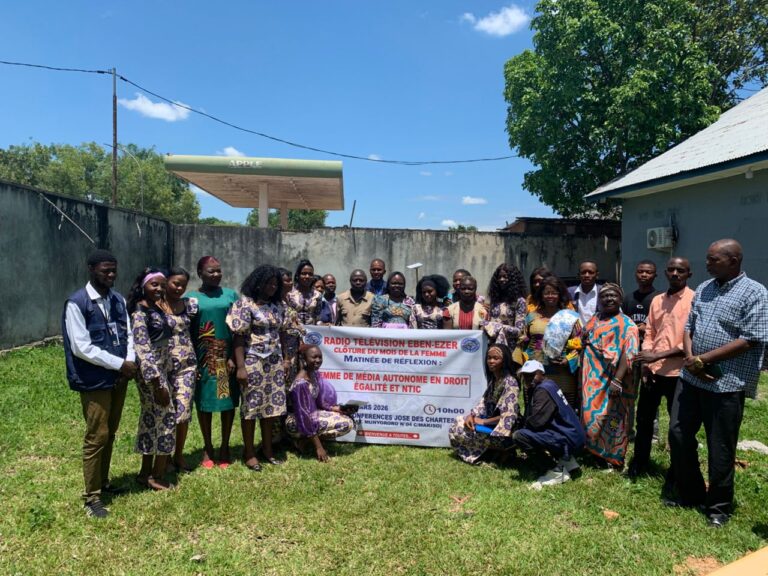 Tshopo : R.T.E-E clôture le Mois de la Femme avec une matinée de réflexion pour autonomiser les journalistes féminines