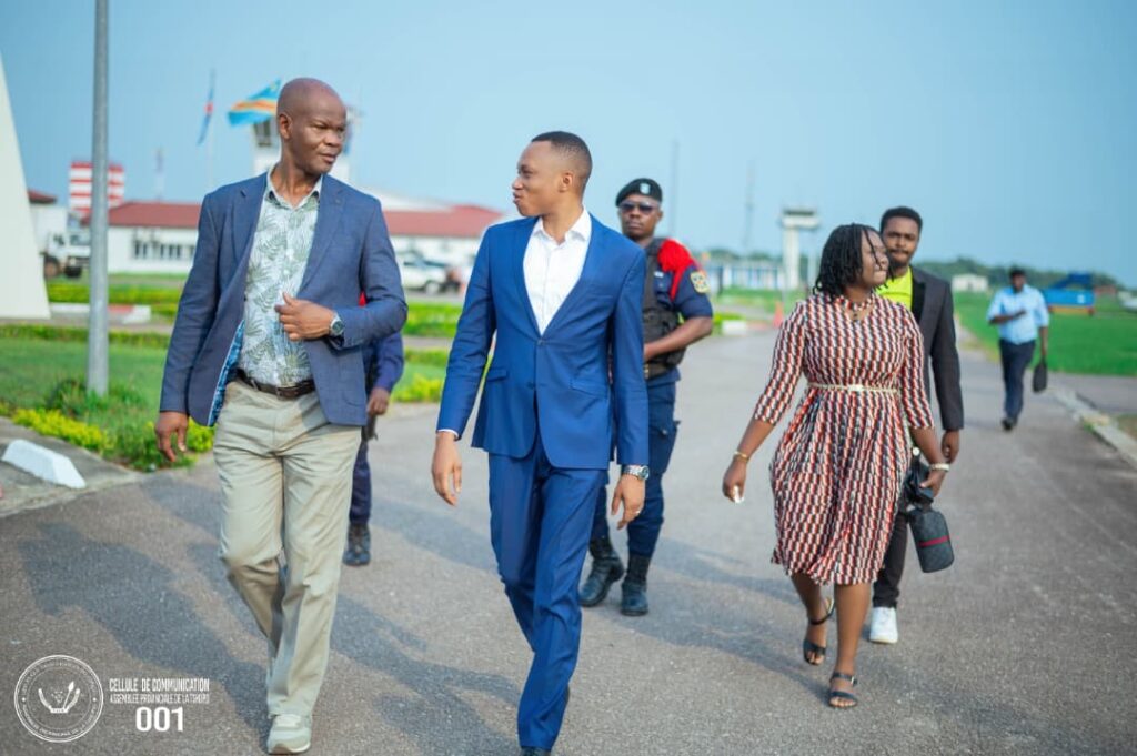 f80c2439 25c2 441b ba8b dcaa46ac879f