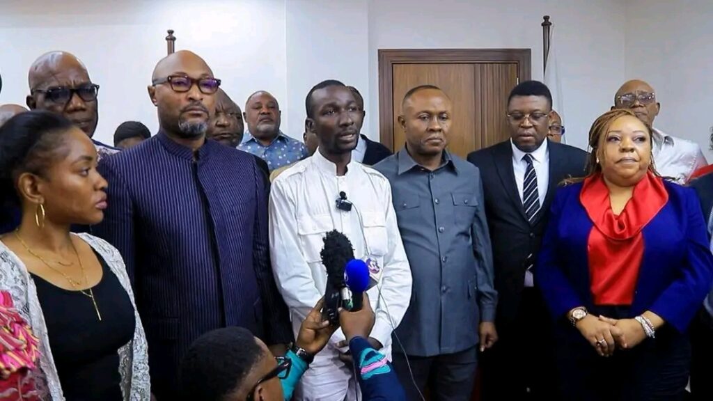 RDC : les syndicats exigent la suspension du retrait forcé des plaques AKN à Kinshasa 2 964415