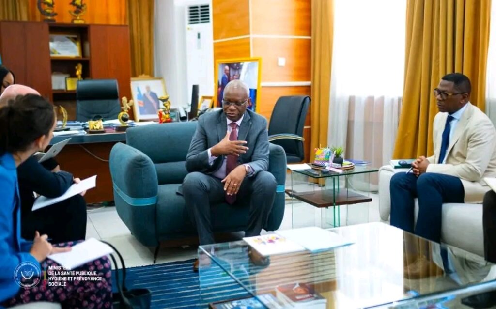 RDC : le Royaume-Uni renforce la lutte contre Ebola avec un financement de 20 millions de livres sterling 4 979447